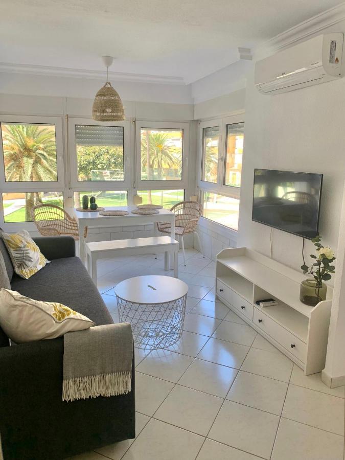 Maravilloso Estudio En Urbanizacion Centro Internacional En A 50 Metros De La Playa Apartment *